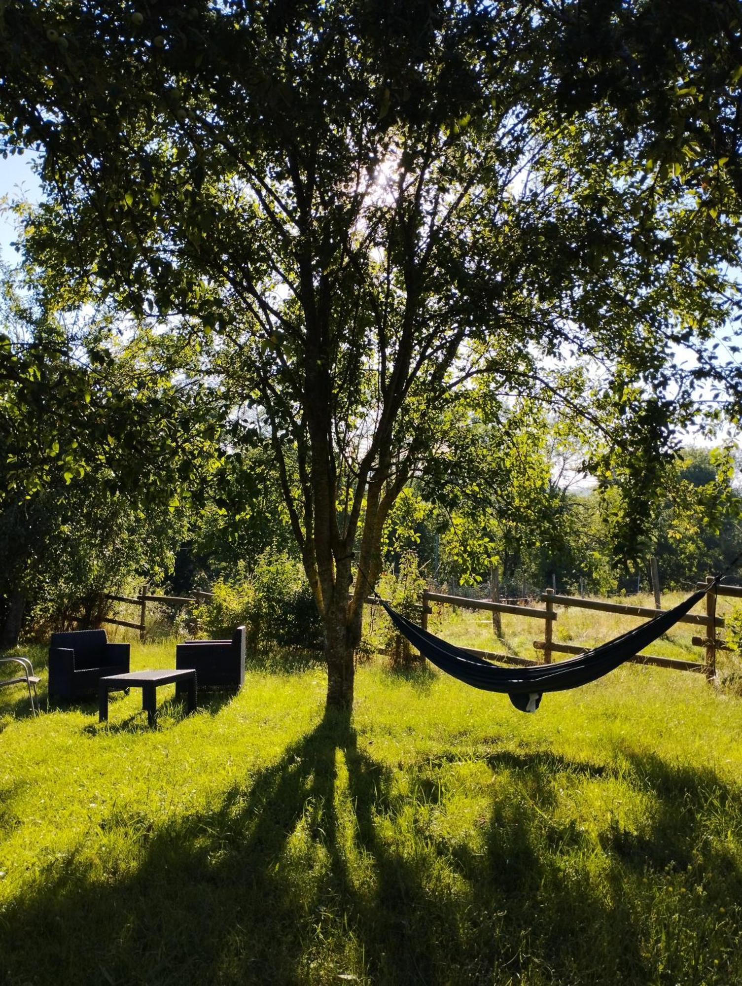 Iguerande Fenetre Sur Loire B&B 외부 사진