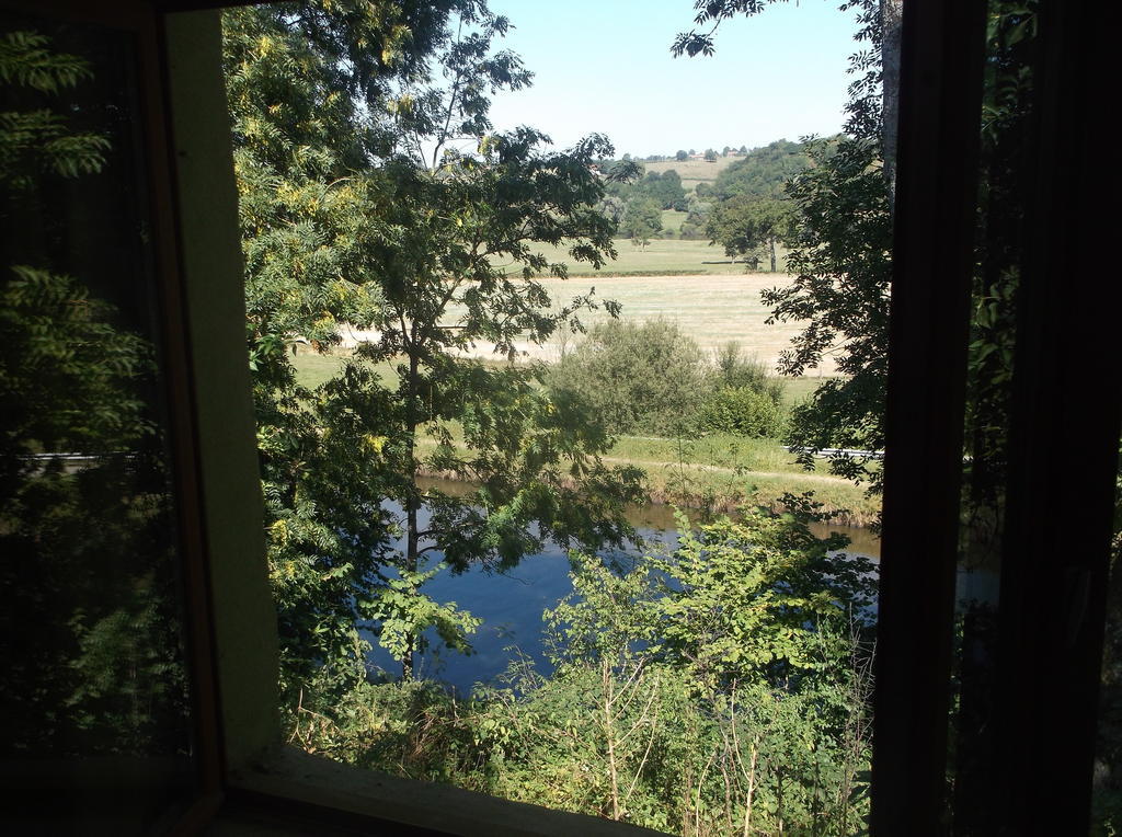 Iguerande Fenetre Sur Loire B&B 객실 사진