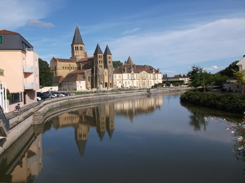 Iguerande Fenetre Sur Loire B&B 외부 사진